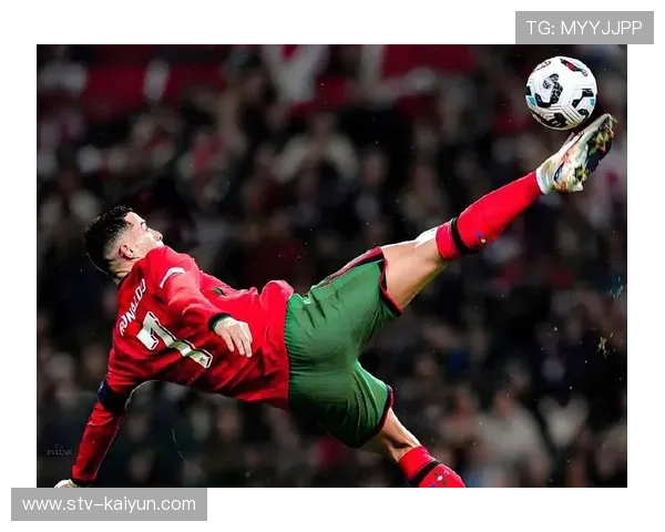 足球纪录片拍摄热潮，俱乐部历史故事挖掘